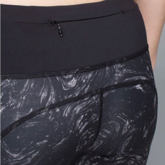 Lululemon speed tight II full on luxtreme arsenal ambient grey black/black. 6 - Picture 6 of 10